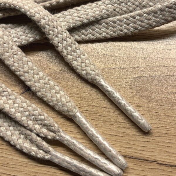PłaskiSznurowańce Lniane Płaskie Kratka 120 cme Sznurówki Lniane Kratka 120 cm